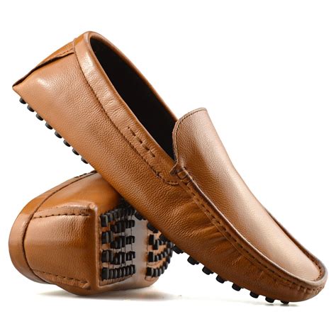 luxury men's driving loafers.